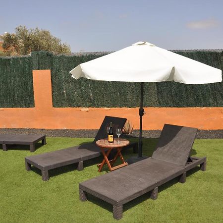 Eco Villa White Suite With Climatized Pool Caleta De Fuste Kültér fotó
