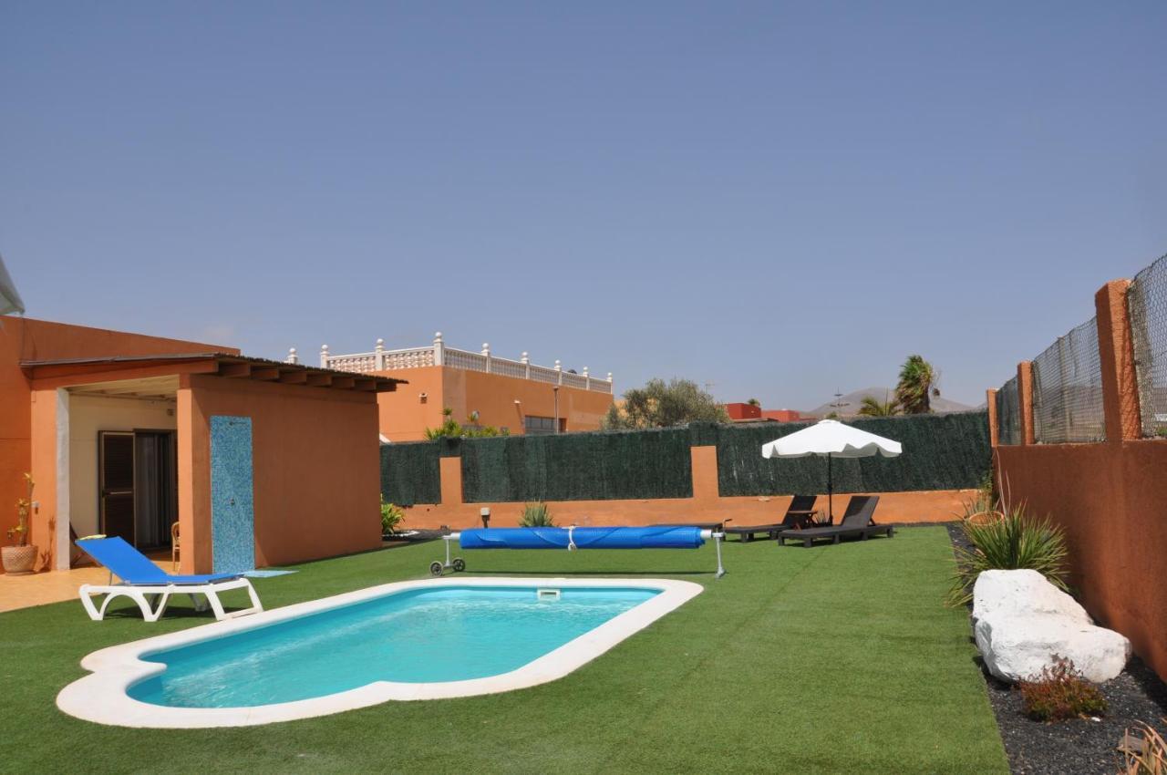 Eco Villa White Suite With Climatized Pool Caleta De Fuste Kültér fotó