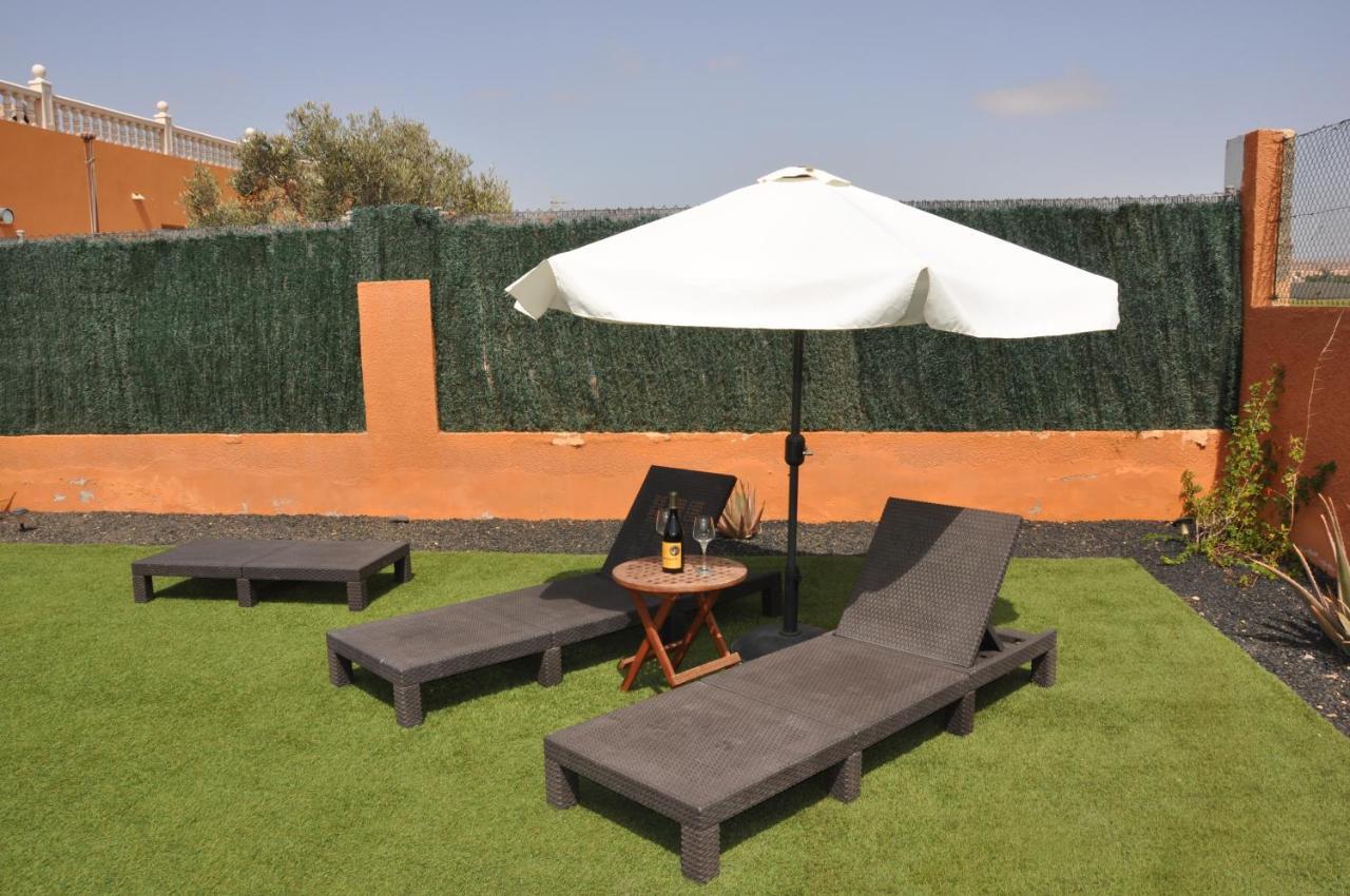 Eco Villa White Suite With Climatized Pool Caleta De Fuste Kültér fotó