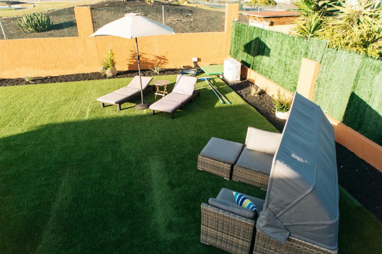 Eco Villa White Suite With Climatized Pool Caleta De Fuste Kültér fotó