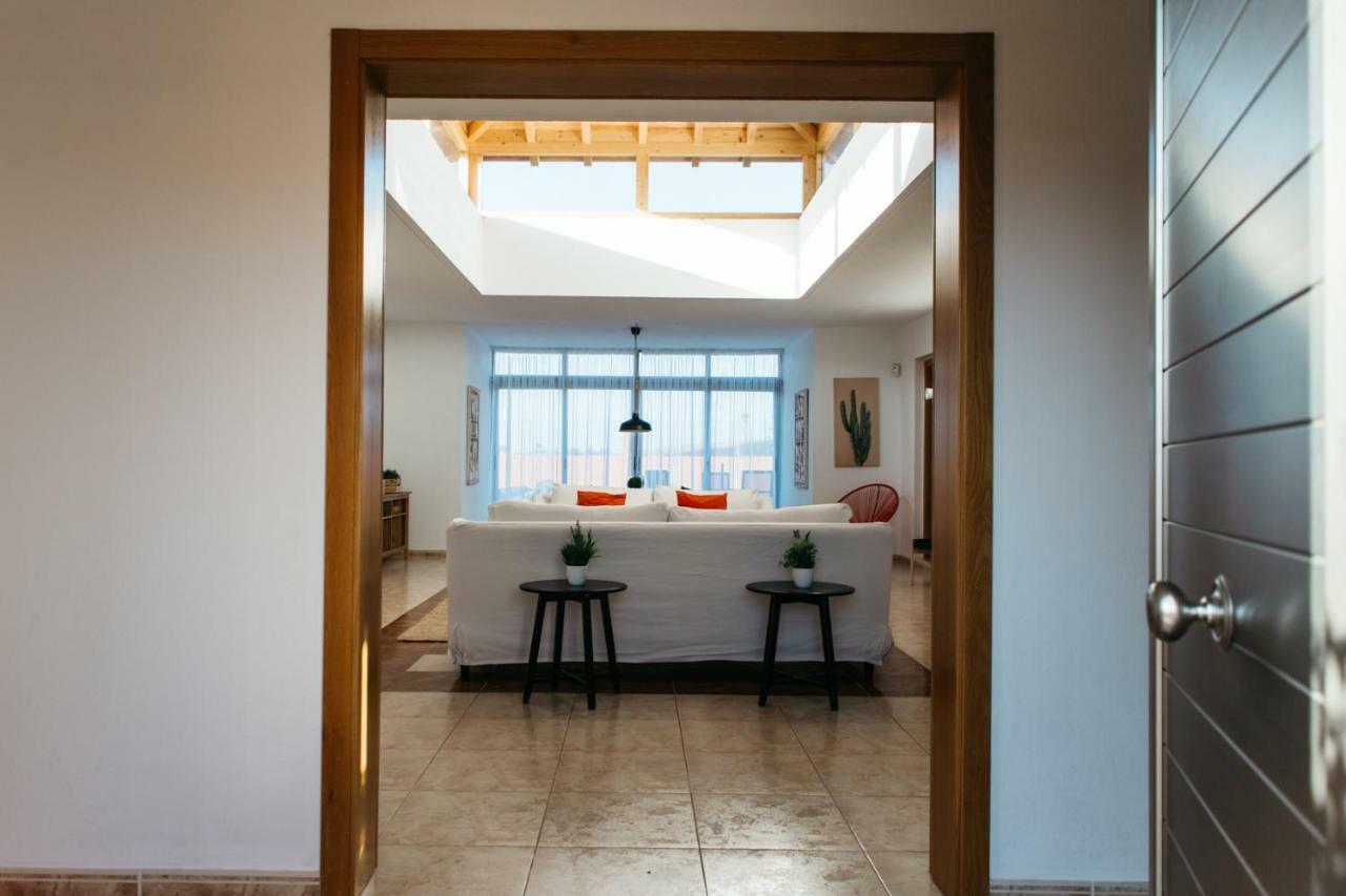 Eco Villa White Suite With Climatized Pool Caleta De Fuste Kültér fotó